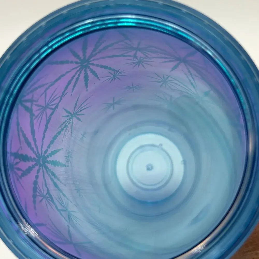 Starbucks Holiday 2023 Textured Snowflakes Blue Venti Cold Cup Tumbler 24oz